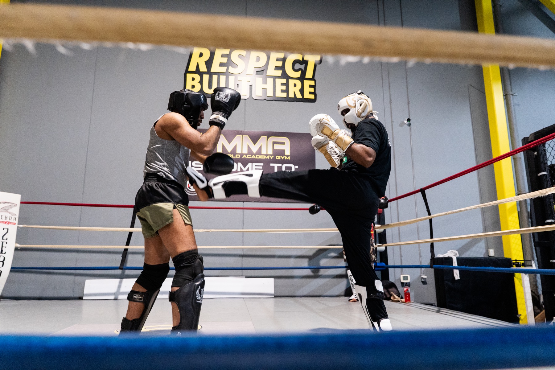Training at MMA World Academy, gallery preview 1